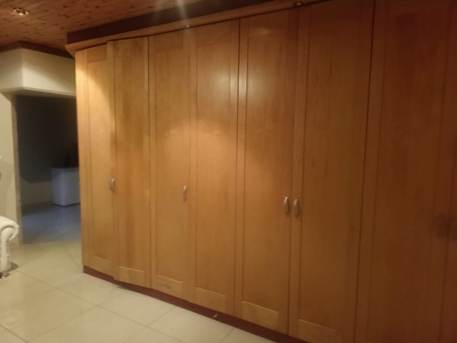 3 Bedroom Property for Sale in Roylglen Gardens Northern Cape